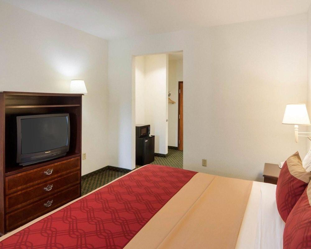 Econo Lodge Weatherford Buitenkant foto