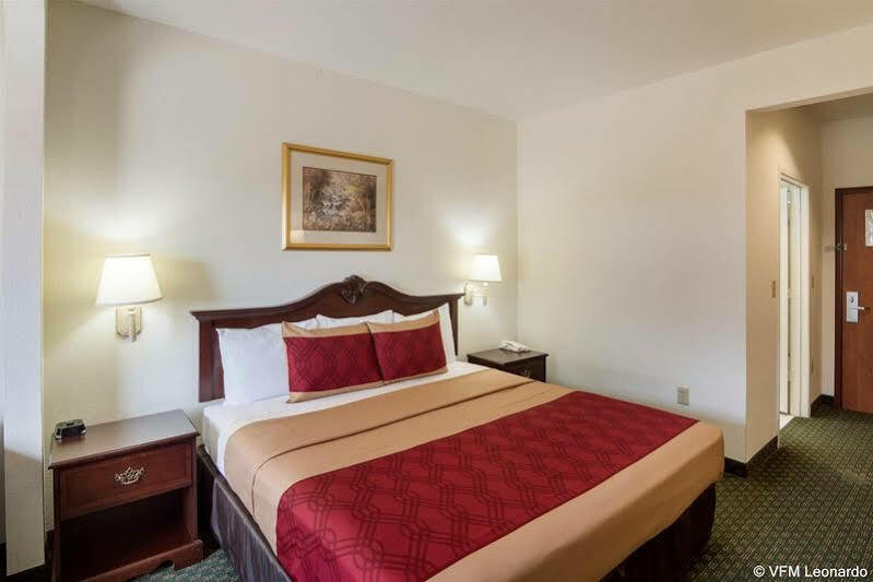Econo Lodge Weatherford Buitenkant foto