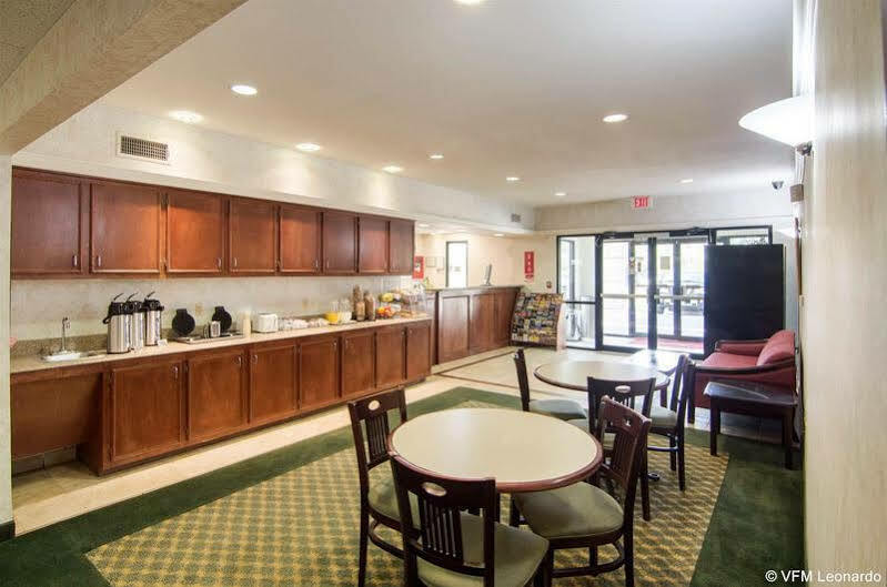 Econo Lodge Weatherford Buitenkant foto